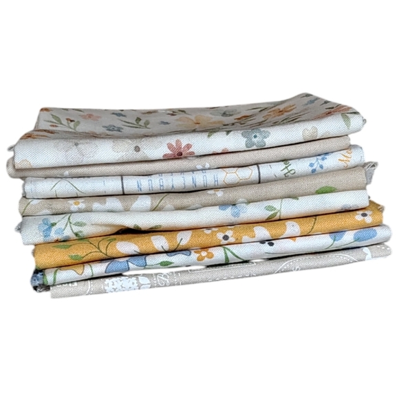 Source Unknown Other - Vintage Riley Blake Yellow Blue Tan and White Floral Spring Retired Fabrics